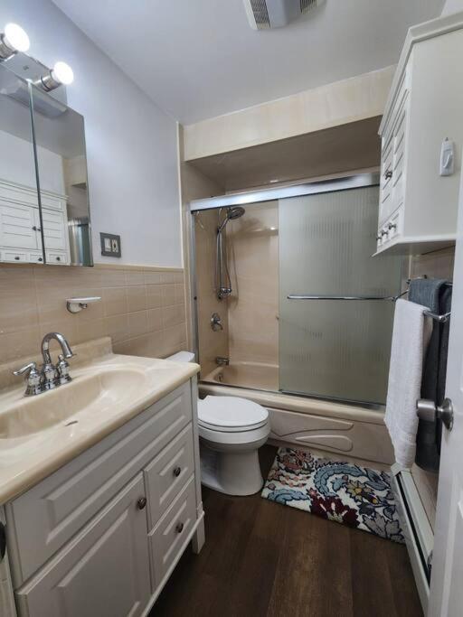 Cosy Modern Home Mins To Nyc! Union City Extérieur photo